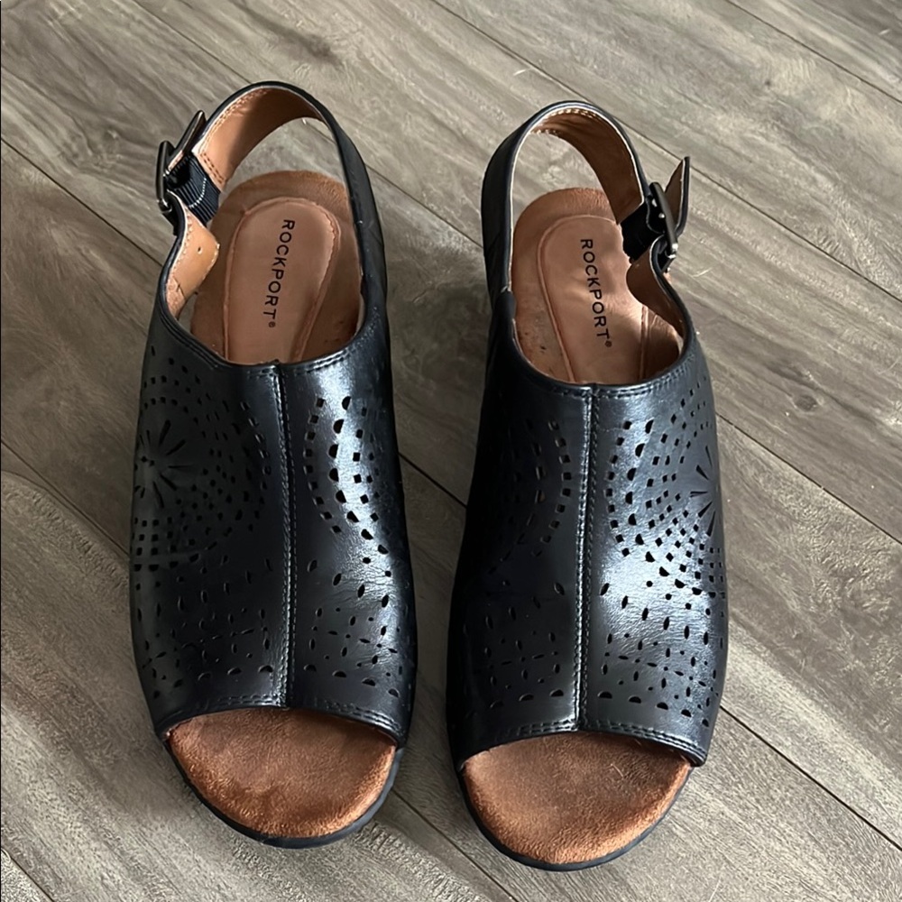 Rockport Women's Black Leather Sandals size 36
